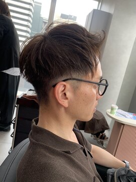 ジエクト アイロ 江坂駅前店(The Ect ilo) メンズ ショート ツーブロック