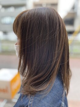 エフレガーロ(f.regalo)の写真/髪に負担をかけず、最小限に抑えるからカラーをしても、ダメージレスで艶感UP☆色持ちの良さも魅力◎