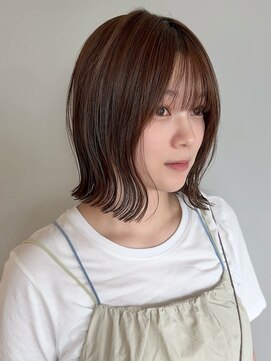 ケリーアン 太田(kelly.un) 切りっぱなしボブ / オリーブベージュ / シースルーバング