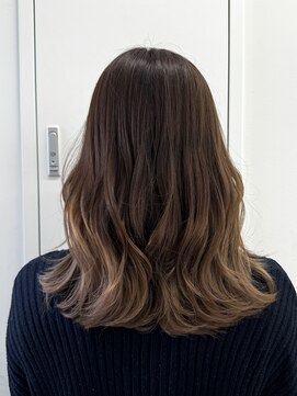 アライブ キチジョウジ(ALIVE Kichijoji) 自然な繋がりのグラデーションカラー!