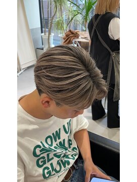 シエラ 南船場(CIERA.) ボブウルフ小顔ネビージュワンレンヘアセット結婚式成人式