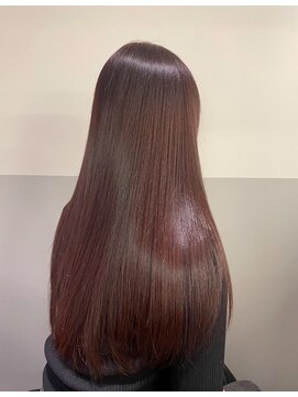 ジーニーホリエ(Geniee horie) つやっつやな重ためブラウンヘア