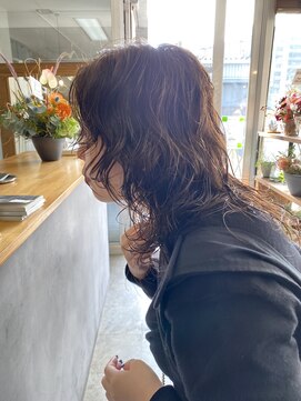 ケノミカ(KENOMIKA.) ほつれパーマ　くせ毛風　パーマ初めての方　時短スタイリング