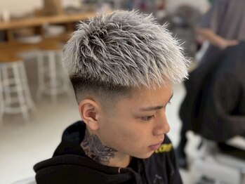 BARBER SHOP Cloud9【バーバーショップ クラウドナイン】