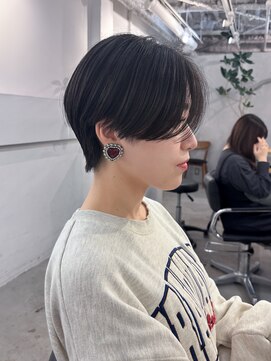 フォト 新宿三丁目(foto) ▽ハンサムショート ミニウルフブリーチなし前髪ミディアム新宿