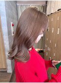 シルキーベージュ
