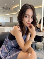 ビビバイベル(BiVi by BHEL)&nbsp;桑名ロングレイヤーカットハッシュカット透明感カラー重めロング