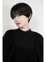 リファインド(REFINED) 黒髪ハンサムショート 五十嵐