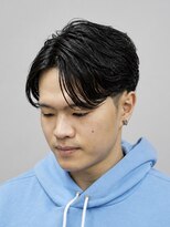 スター(STAR) 無造作パーマ×センターパート|韓国風ヘア