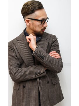 メリケンバーバーショップ コウベ(MERICAN BARBERSHOP KOBE) 刈り上げオールバックツーブロックビジネスstyleにイメチェン#7