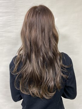 アンク クロス 新宿店(ANKHCROSS) 《ankhcross 渡邊 悠耶》イルミナグレー☆