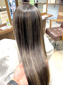 リー ヴィータ 上新庄(Lee Vita) コントライトハイライト×大人ハイライト×ベージュハイライト