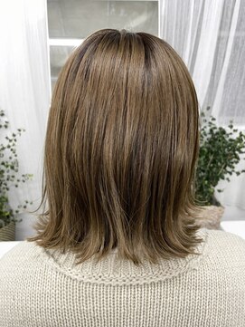 ビルド(build) 【小顔補正立体カット】切りっぱなしボブ/新越谷 南越谷