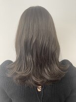 ガーデン タチカワ(garden tachikawa)&nbsp;暗髪×グレージュ×ミディアム
