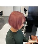 ピンクベージュ