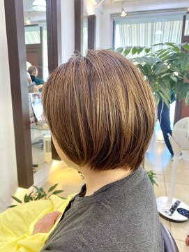 ヘアアーク(HAIR arc) 京成津田沼#奏の杜#赤味の少ない明るい白髪染めショートカット