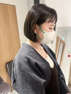 ラミエ バイ メルト 吉祥寺(lamie by melt) "久保田"まとまるぷつっと切りっぱなしボブオリーブベージュ