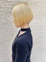 モリオ フロム ロンドン サッポロファクトリー店(morio FROM LONDON)&nbsp;【morio】札幌ショートボブ　前下がりハイトーン