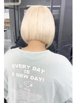 リア 大阪梅田(Ria)&nbsp;～ホワイトブロンド～【Ria 大阪 梅田】