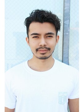 ワースホワイル(WORTH WHILE) 外国人風パーマウルフカルマパーマベリーショートダークアッシュ