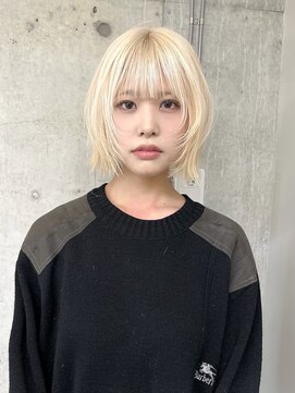 ソル ジングウマエ(SOL JINGUMAE) ホワイトブロンド ボブレイヤー