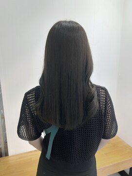 ビューバイネオリーブ 用賀店(Beau'r by neolive) 大人ガーリーダークアッシュ似合わせカットミディアムレイヤー