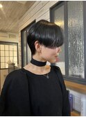 大人のハンサムショート×ダークオリーブ