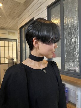 大人のハンサムショート×ダークオリーブ