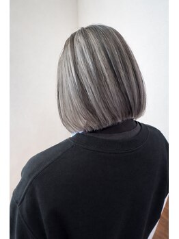 ヘアーサロン ファイン(hair salon fain)の写真/光を味方につけた美しいツヤ感で魅力度UP♪ダメージレスな仕上がりで、毛先までなめらかな指通りが叶う◎