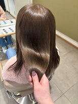 エミィ(emme) オリーブベージュ