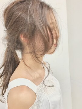 トゥエンティ(twenty) ローポニーアレンジ