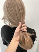 ミルクティーベージュ