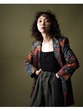 カゼ ダイカンヤマ Kaze DAIKANYAMA ［アパレルヘアメイク］山岸さと