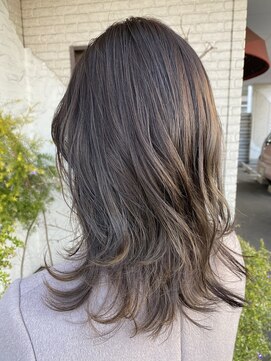 ヴィアンカ(Vianca) ハイレイヤーミディ