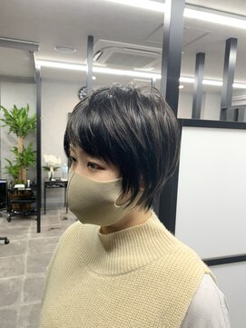 バダス(Badass) ハンサムショート