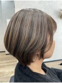ショートボブ