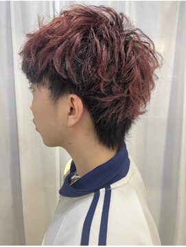 サンズ(suns) SEIJI【マッシュウルフxピンクバイオレット】メンズパーマ波巻き