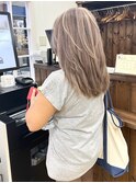 コントラストハイライト×グレージュ