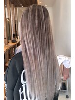 ラグーン(LAGOON)&nbsp;バレイヤージュグレージュハイライトダブルカラーケアブリーチ