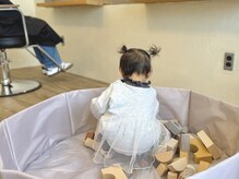 ウイ(u'i)の雰囲気（キッズスペースはママの隣♪いっぱい遊んで待っててね♪）
