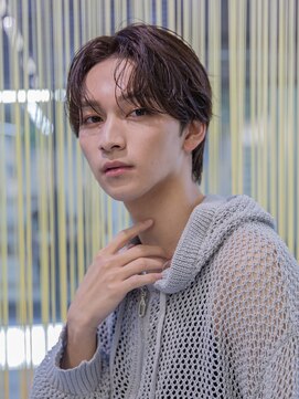 シティ(CITY) 小久保styleフェザーパーマフェザーショートグレーエンドカラー