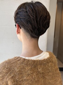 ヘアー アイス ルーチェ(HAIR ICI LUCE) メンズ/ニュアンス/フェザー/眉毛/刈り上げ/毛流れ/大矢