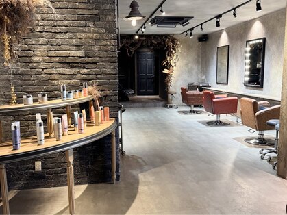 セイントローレン バイ ジルブラン(St.Lauren by JIL BLAN)の写真