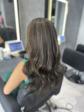 シーエスメイドバイシャチュー 栄店(CS made by SHACHU) ハイライト/ベージュ/デザインカラー/ブリーチ