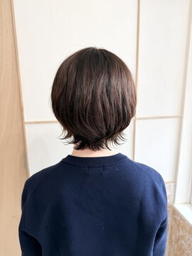 ユウジオザワ(YUJI OZAWA) 外ハネくせ毛活かしショート