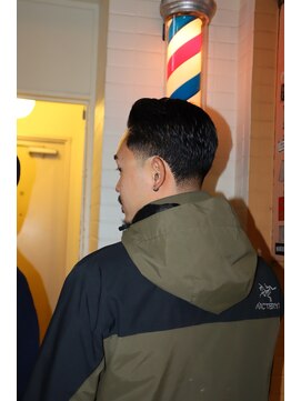 オーディナリーバーバープレース(Ordinary Barber Place) 高円寺/テーパーフェード/オールバック