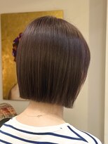 ルイ(ROUIS produced by LUCK 津田沼)&nbsp;ROUIS 津田沼 切りっぱなしボブ ローズベージュ