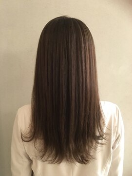 ロンド 銀座(Lond) ミルクティーアッシュベージュ 担当 伊原