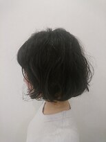 ハナ ビューティーヘアー(hana.) ゆるパーマボブ