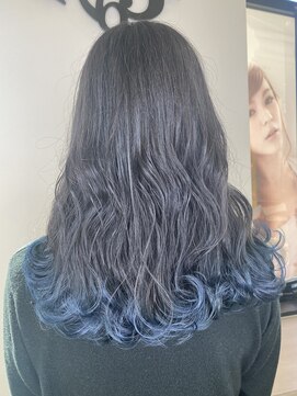 ニューヨークニューヨーク 大久保店(NYNY) 今流行りの裾カラー&ブルーブラック